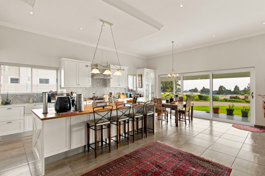 8 Bedroom Property for Sale in High Riding Country Estate Western Cape